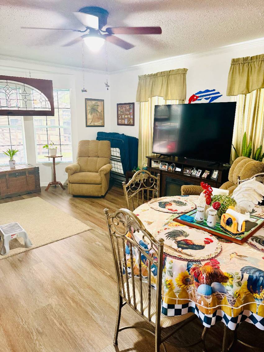 40 Bb Street a Lakeland, FL Mobile or Manufactured Home for Sale